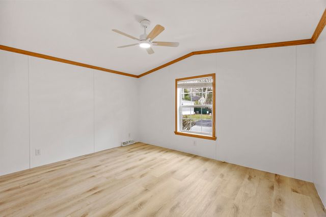 5R Arrow Drive, Salem, NH 03079