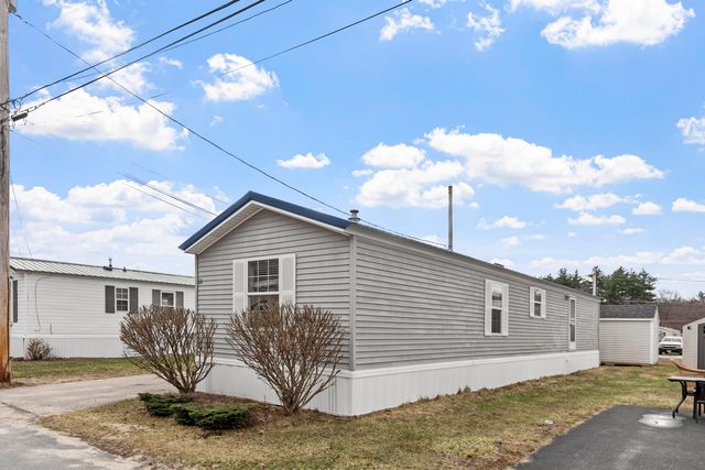 5R Arrow Drive, Salem, NH 03079