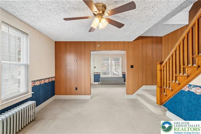 29 South 6th Street, Quakertown Boro, PA 18951