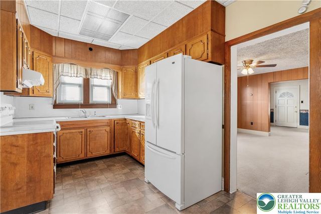 29 South 6th Street, Quakertown Boro, PA 18951