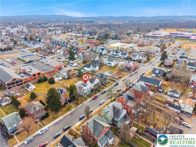 29 South 6th Street, Quakertown Boro, PA 18951