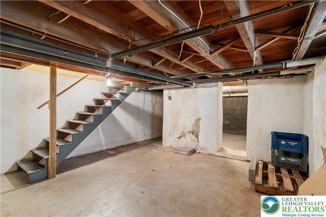 29 South 6th Street, Quakertown Boro, PA 18951