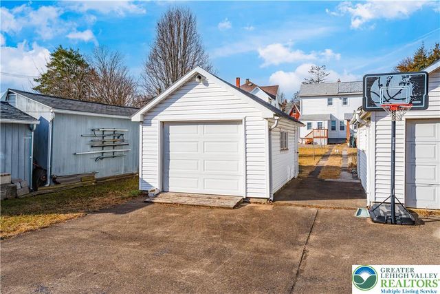 29 South 6th Street, Quakertown Boro, PA 18951