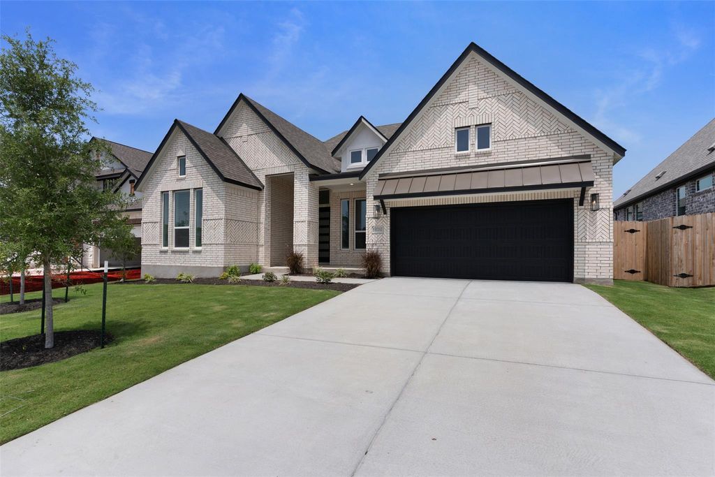 1604 Willow Bean DR, Georgetown, TX 78633