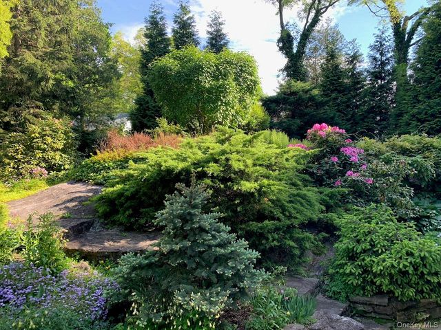 42 Edgewood Avenue, Mount Vernon, NY 10552