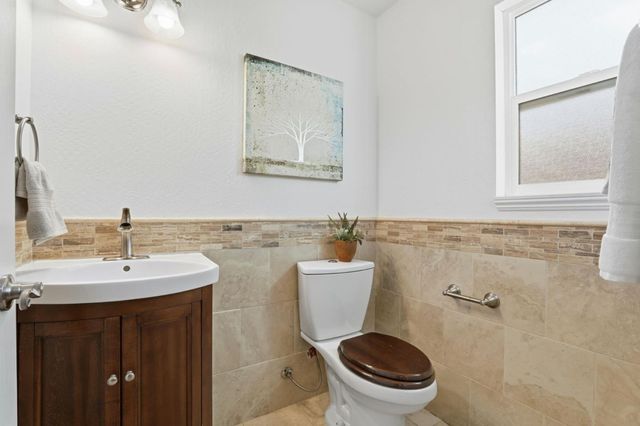 15581 Flintridge Drive, Los Gatos, CA 95032