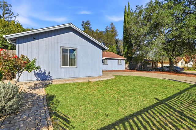 15581 Flintridge Drive, Los Gatos, CA 95032