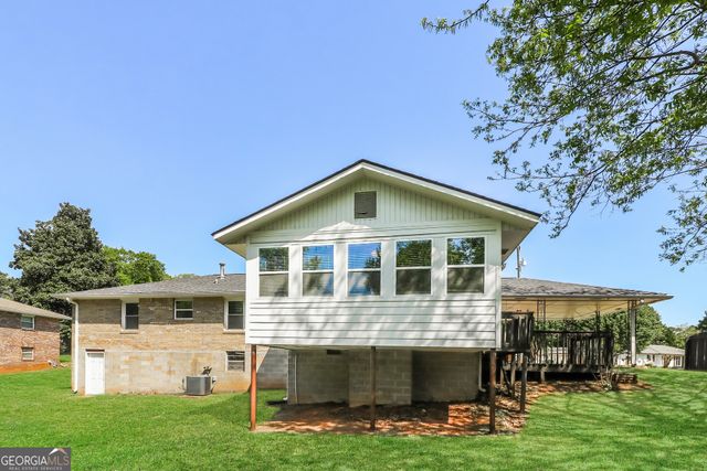 611 Walnut Way SW, Marietta, GA 30060