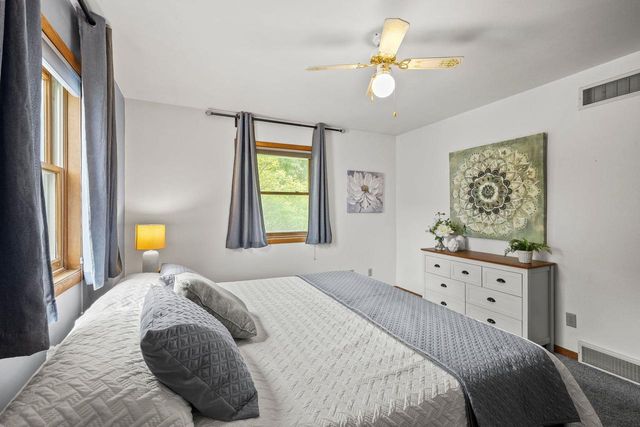 2933 Muir Field Road, Madison, WI 53719