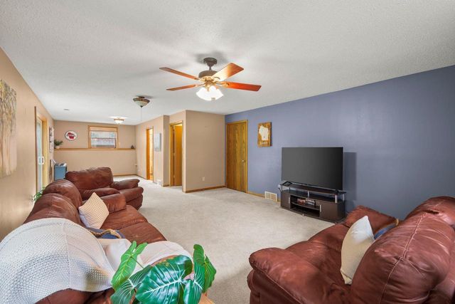 2933 Muir Field Road, Madison, WI 53719