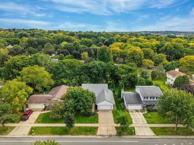 2933 Muir Field Road, Madison, WI 53719