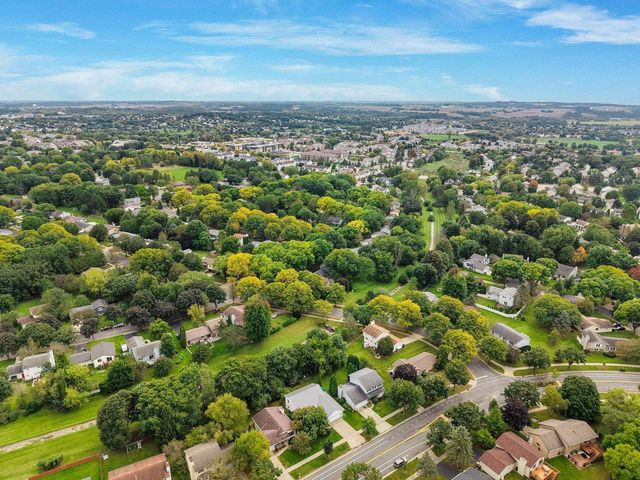 2933 Muir Field Road, Madison, WI 53719