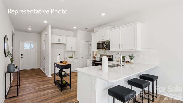 466 Dazzle Loop, Newton, NC 28658