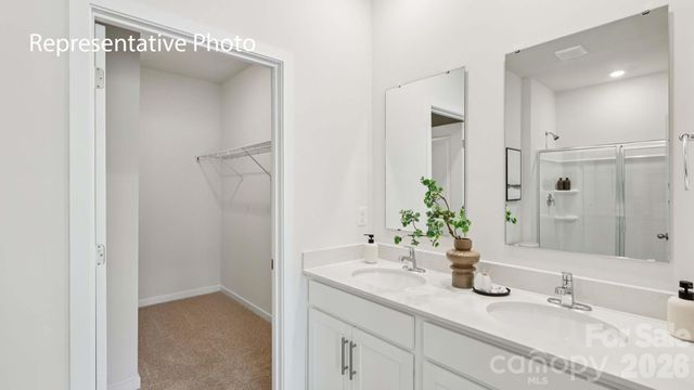 466 Dazzle Loop, Newton, NC 28658