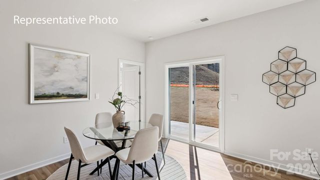 466 Dazzle Loop, Newton, NC 28658