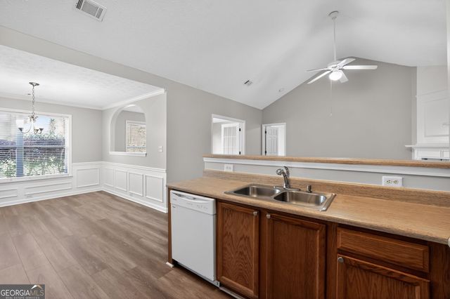 2396 Hillvale Circle, Lithonia, GA 30058