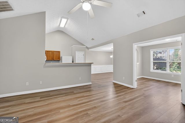 2396 Hillvale Circle, Lithonia, GA 30058