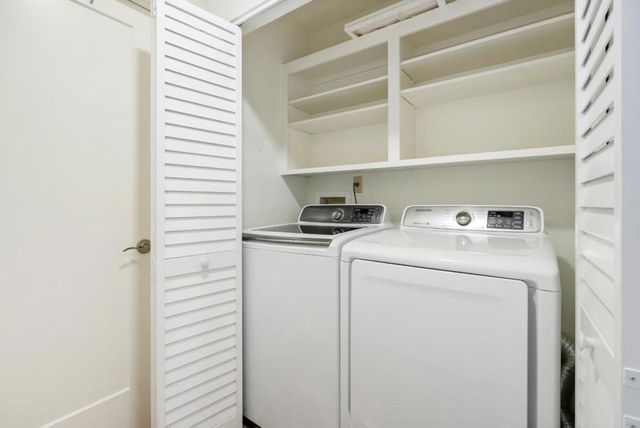 496 W Charleston Road 302, Palo Alto, CA 94306