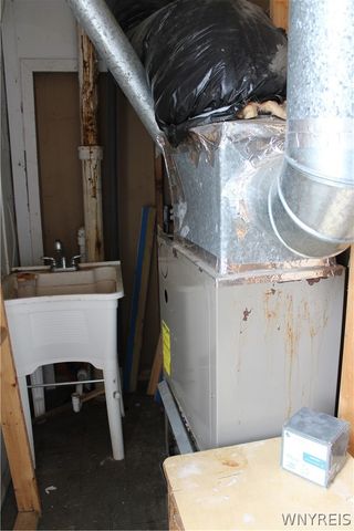 207-221 Washburn Street, Lockport City, NY 14094