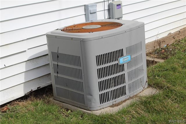 207-221 Washburn Street, Lockport City, NY 14094