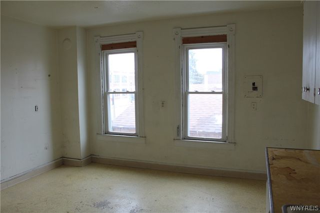 207-221 Washburn Street, Lockport City, NY 14094