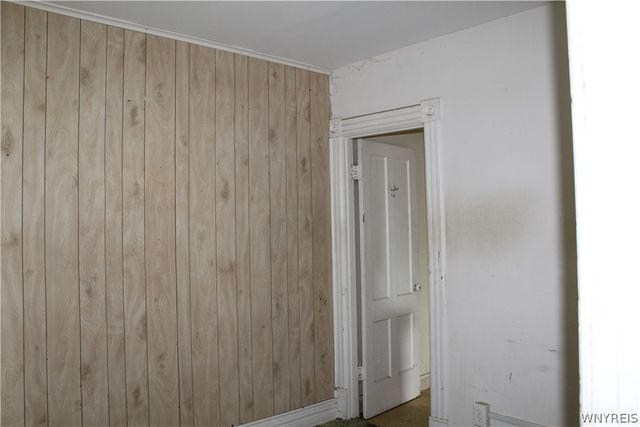 207-221 Washburn Street, Lockport City, NY 14094