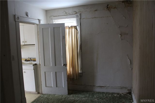 207-221 Washburn Street, Lockport City, NY 14094