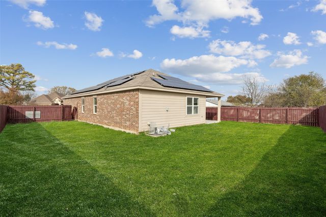 1020 Walnut Ridge Drive, Hutchins, TX 75141