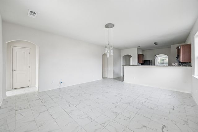 1020 Walnut Ridge Drive, Hutchins, TX 75141