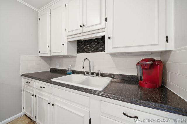 3714 E 2nd Place, Tulsa, OK 74112