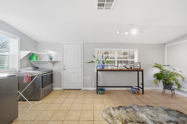 3714 E 2nd Place, Tulsa, OK 74112