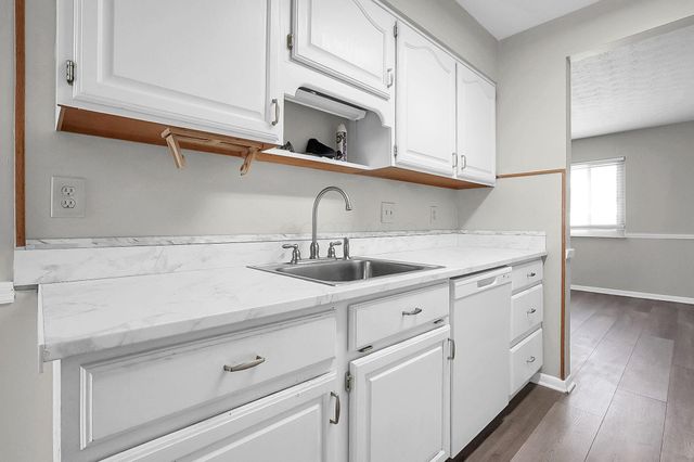 2278 Wadsworth Drive, D, Columbus, OH 43232