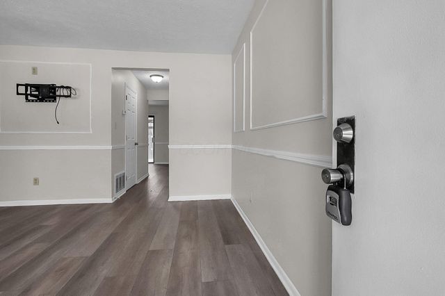 2278 Wadsworth Drive, D, Columbus, OH 43232