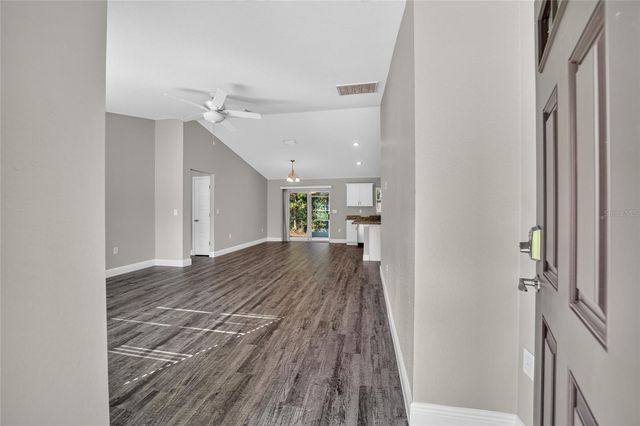 28 OAK CIRCLE, Ocala, FL 34472