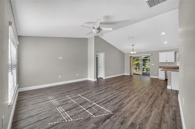 28 OAK CIRCLE, Ocala, FL 34472