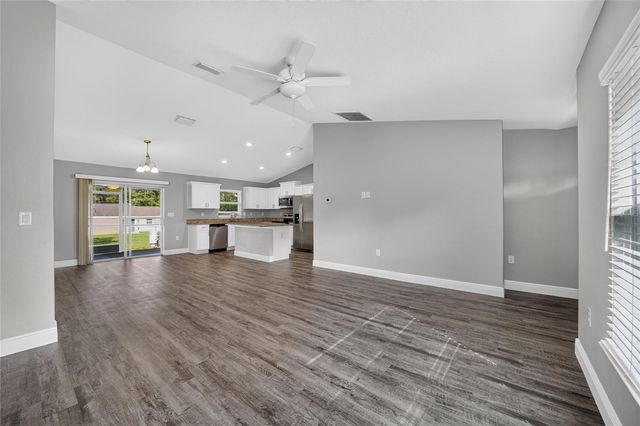 28 OAK CIRCLE, Ocala, FL 34472