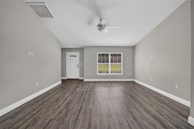 28 OAK CIRCLE, Ocala, FL 34472