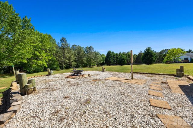 821 Nancys Place, Chester, SC 29706