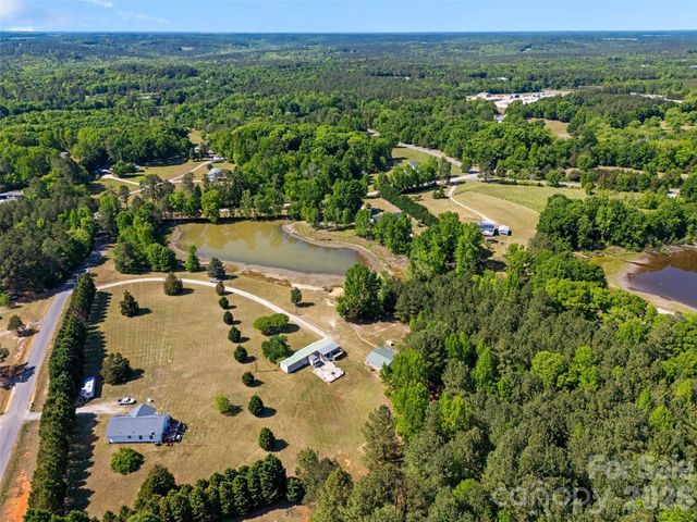 821 Nancys Place, Chester, SC 29706