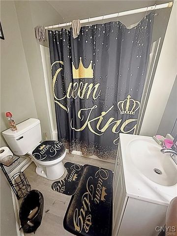 1541 South Avenue 43, Syracuse, NY 13207