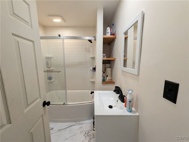 1541 South Avenue 43, Syracuse, NY 13207