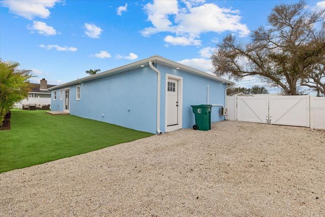 912 21ST AVENUE W, Palmetto, FL 34221