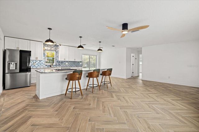 912 21ST AVENUE W, Palmetto, FL 34221