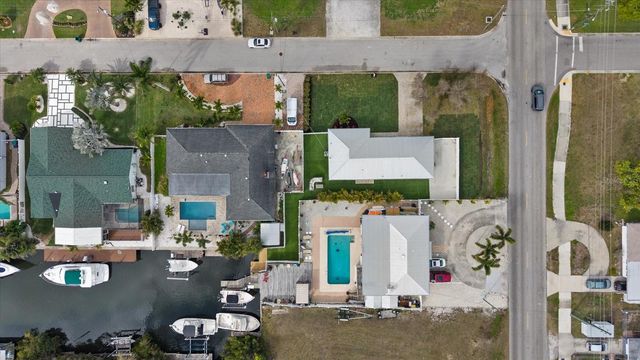 912 21ST AVENUE W, Palmetto, FL 34221