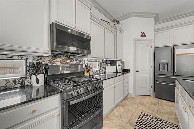 3340 N Doyne Hamm Drive, Fayetteville, AR 72703