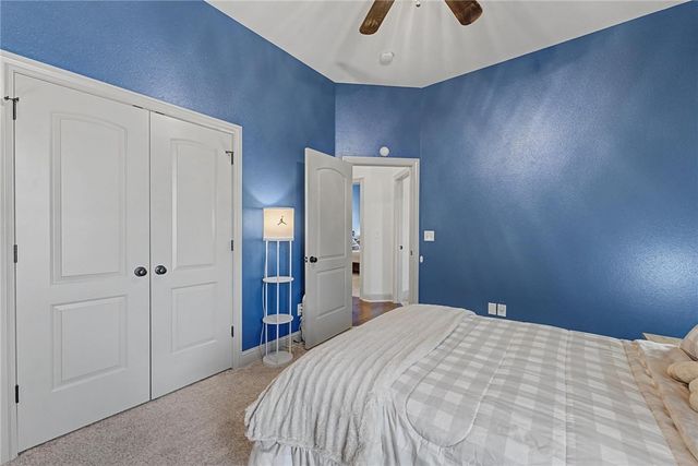 3340 N Doyne Hamm Drive, Fayetteville, AR 72703