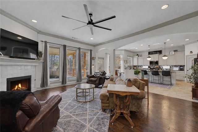 3340 N Doyne Hamm Drive, Fayetteville, AR 72703