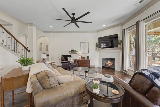 3340 N Doyne Hamm Drive, Fayetteville, AR 72703