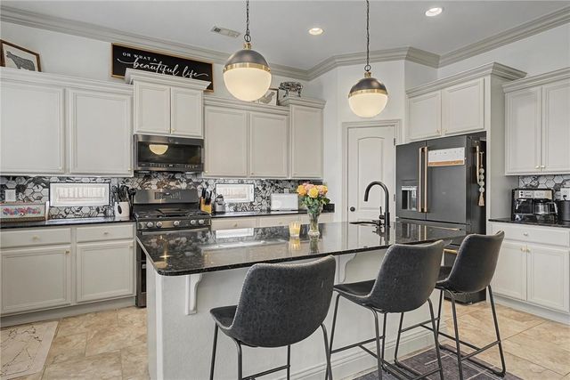 3340 N Doyne Hamm Drive, Fayetteville, AR 72703