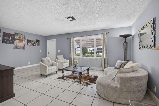 5337 BELLEVILLE Road, West Palm Beach, FL 33417